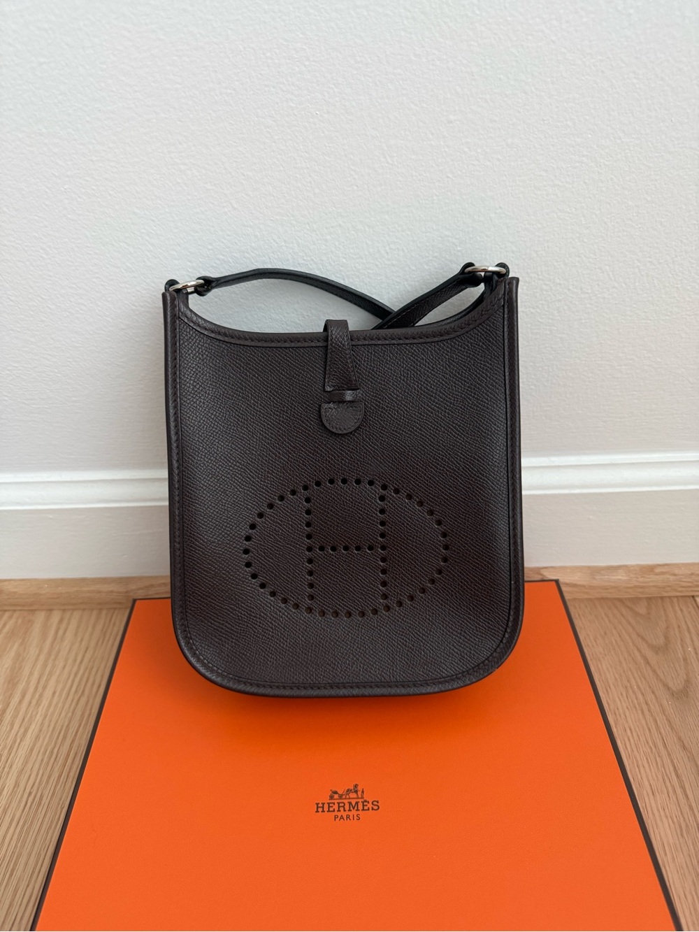 Hermès Vintage Mini Evelyne Bag